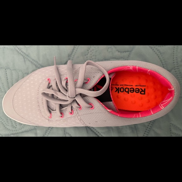 Women’s Reebok shoes size 8 - Picture 6 of 6